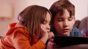 Does Elder Sister Sometimes Make You Feel Stupid? - Love, Relationship